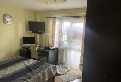 Apartament cu 4 camere decomandat, mobilat în Sebastian - 3