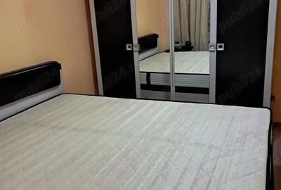Apartament cu 4 camere decomandat în Traian - 9