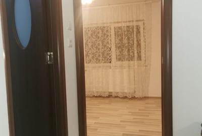 Apartament cu 2 camere semidecomandat, mobilat în Decebal - 6