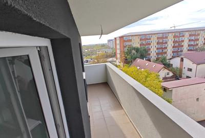 Apartament cu 2 camere decomandat în Apărătorii Patriei - 14