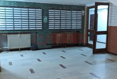 Garsonieră în Apărătorii Patriei