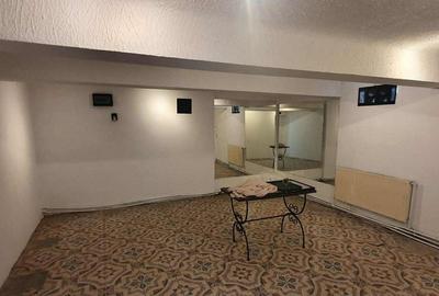 Ultracentral, se inchiriaza spatiu comercial 250 mp, pret 580 euro lunar - 18