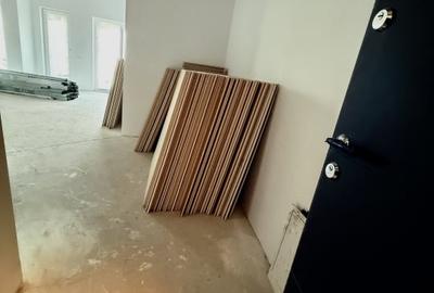 Apartament cu 5 camere decomandat în Stadion - 54