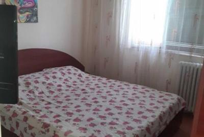 Apartament cu 2 camere decomandat în Democrației