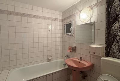 Apartament cu 3 camere decomandat în 13 Septembrie - 8