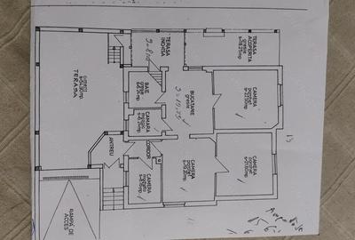 Casă cu 4 camere în Gheorgheni