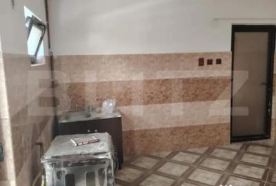 Casă cu 3 camere cu Piscina în Central - 3