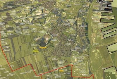 Teren de 18000 mp, în Vest - 2