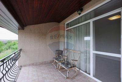 Casă cu 4 camere cu Teren 276 Mp în Dealuri Oradea