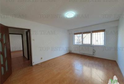 Apartament cu 2 camere decomandat în Casa de Cultură - 5