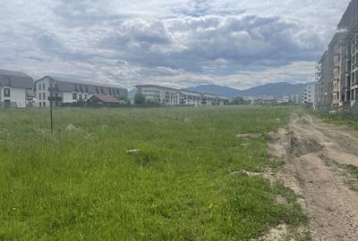 Teren cu retele de utilitati langa ansamblul residential finalizat - 2