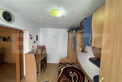 Apartament cu 3 camere, 45 mp, zona 23 August - 7