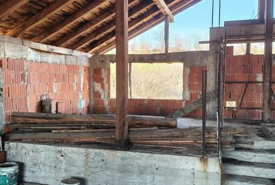 Casă cu 5 camere cu Teren 1000 Mp în Sântuhalm - 2