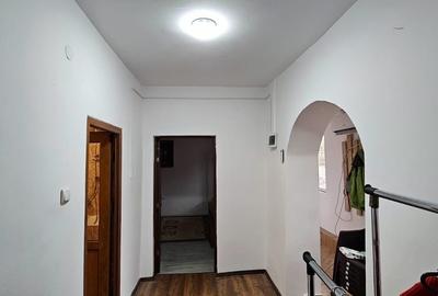 Casa centrala, recent reconsolidata – Strada Traian, Galati - 10