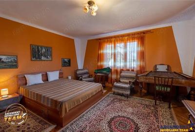 Casă cu 3 camere cu Teren 7608 Mp în Cernat - 16