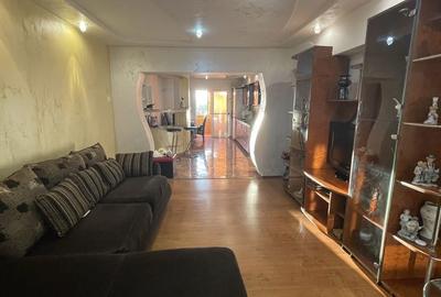 Apartament cu 3 camere în Central - 1