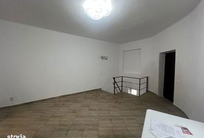 Casă cu 3 camere cu Canalizare în Iancului