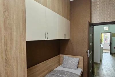 Apartament cu 3 camere decomandat în Spitalul Județean - 9