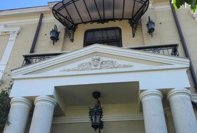 Casă individuală cu 11 camere cu Teren 470 Mp în Capitol - 3