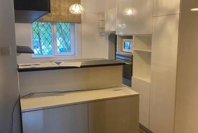 Apartament cu 3 camere decomandat în Muncii - 2