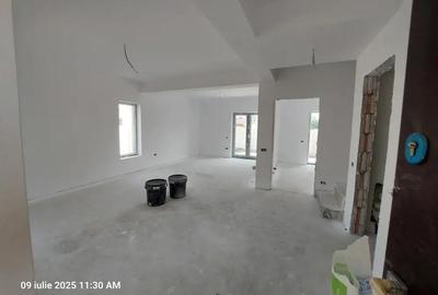 Casă cu 4 camere cu Teren 200 Mp în Bragadiru - 1