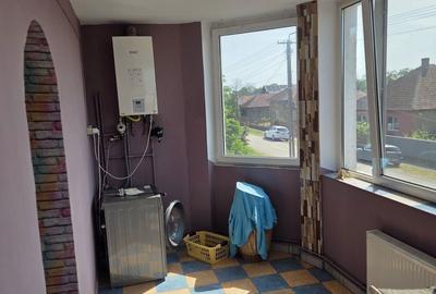 Casă cu 4 camere decomandat în Central - 7