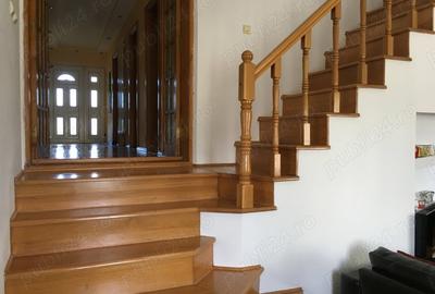 Casă cu 6 camere în Curtea de Argeș - 9