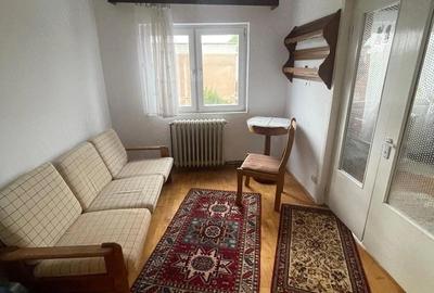 Apartament cu 5 camere decomandat în Miorița - 16