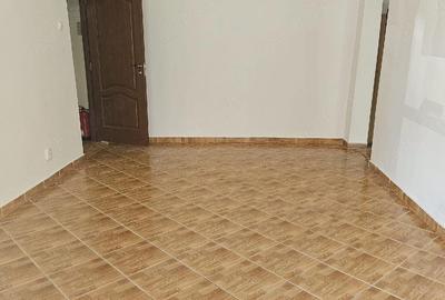 Spațiu comercial, de 50 mp, în Central - 3