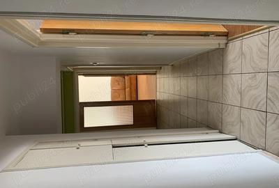 Apartament 3 camere de vanzare - 2