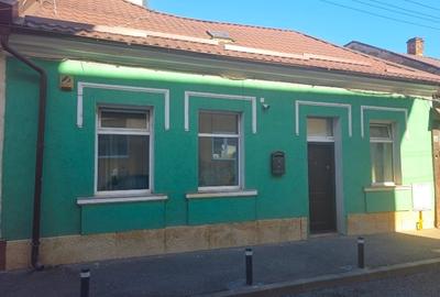 Casa de vânzare, ultracentral - 10