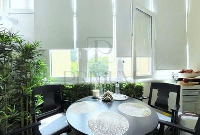 CENTRAL - ETAJ 1 - RENOVAT - 4 camere - 3 bai - centrala proprie - clima - GARAJ - 6