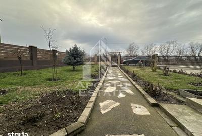 Casă cu 5 camere cu Teren 306 Mp în Sânmihaiu Român