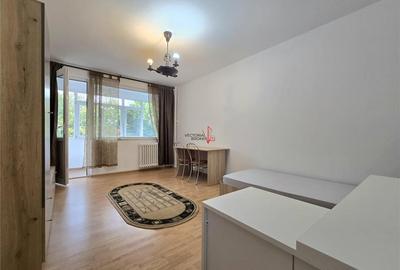 Apartament cu 2 camere decomandat în Tei