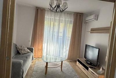 Apartament cu 2 camere semidecomandat în Băneasa