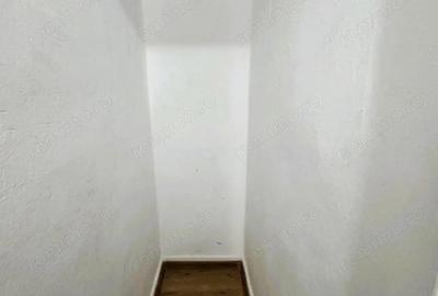 Apartament 2 camere decomandat etaj 1 - 12