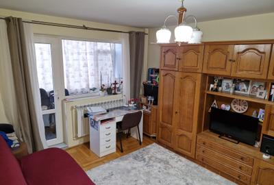 Apartament cu 3 camere decomandat în Tomis Nord - 2