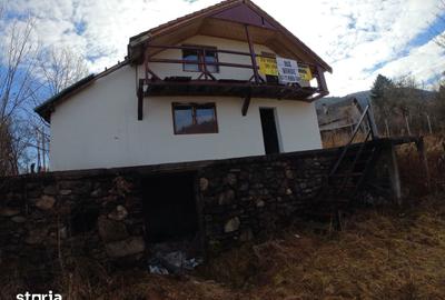 Casă cu 3 camere cu Teren 400 Mp în Central - 3