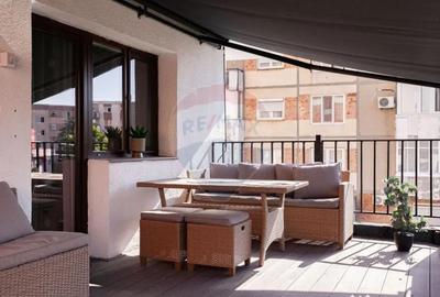 Apartament cu 3 camere decomandat în Intim - 16