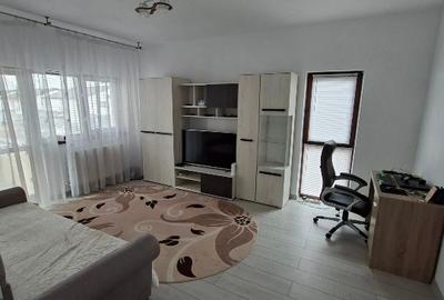Apartament cu 2 camere decomandat în Sânpetru