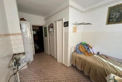 Ap. 3 camere sdec. etaj 2 din 4, Tiglina 1 - 5