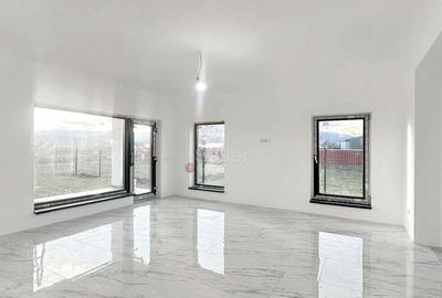 Casă cu 4 camere cu Teren 750 Mp în Cărpiniș - 5