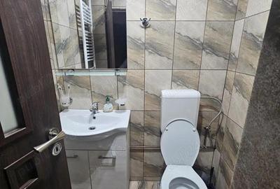 Apartament cu 4 camere decomandat în Central - 10