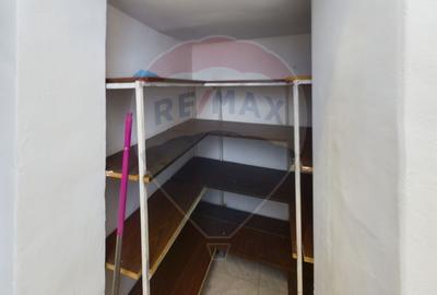 Se vinde spatiu comercial cu 2 saloane 2 bucatarii Ultracentral - 16