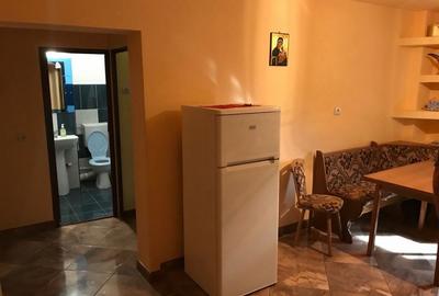 Apartament cu 2 camere decomandat în Central - 4