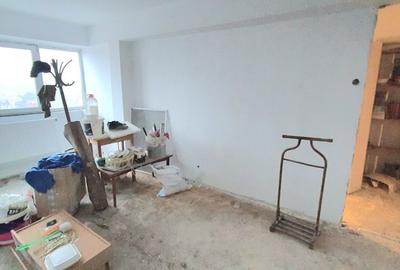 Garsonieră decomandată în Central - 4