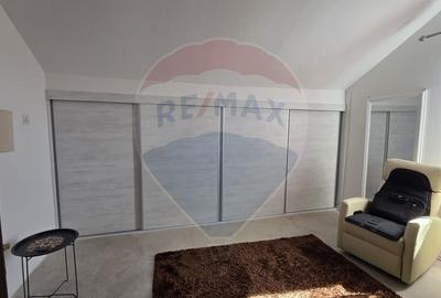 Casa / Vila cu 4 camere de vanzare - 23