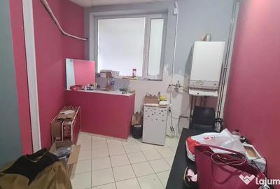 Spațiu comercial, de 92 mp, în Central - 1