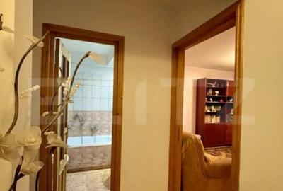 Apartament cu 3 camere decomandat, mobilat în Burdujeni