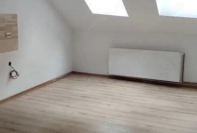 Inchiriez spatiu pentru activitati comerciale - 61mp - 2